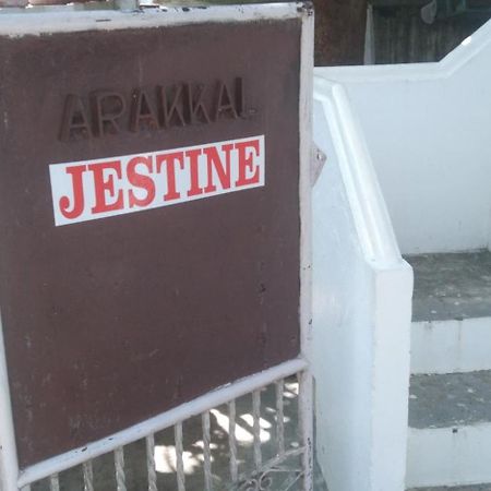 Jestine Homestay Kochi Buitenkant foto